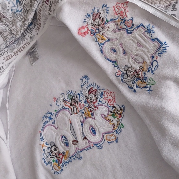 Walt Disney World Disneyland Resort 1X 2010 Word Print Full Zip Embroider Hoodie - Picture 14 of 15